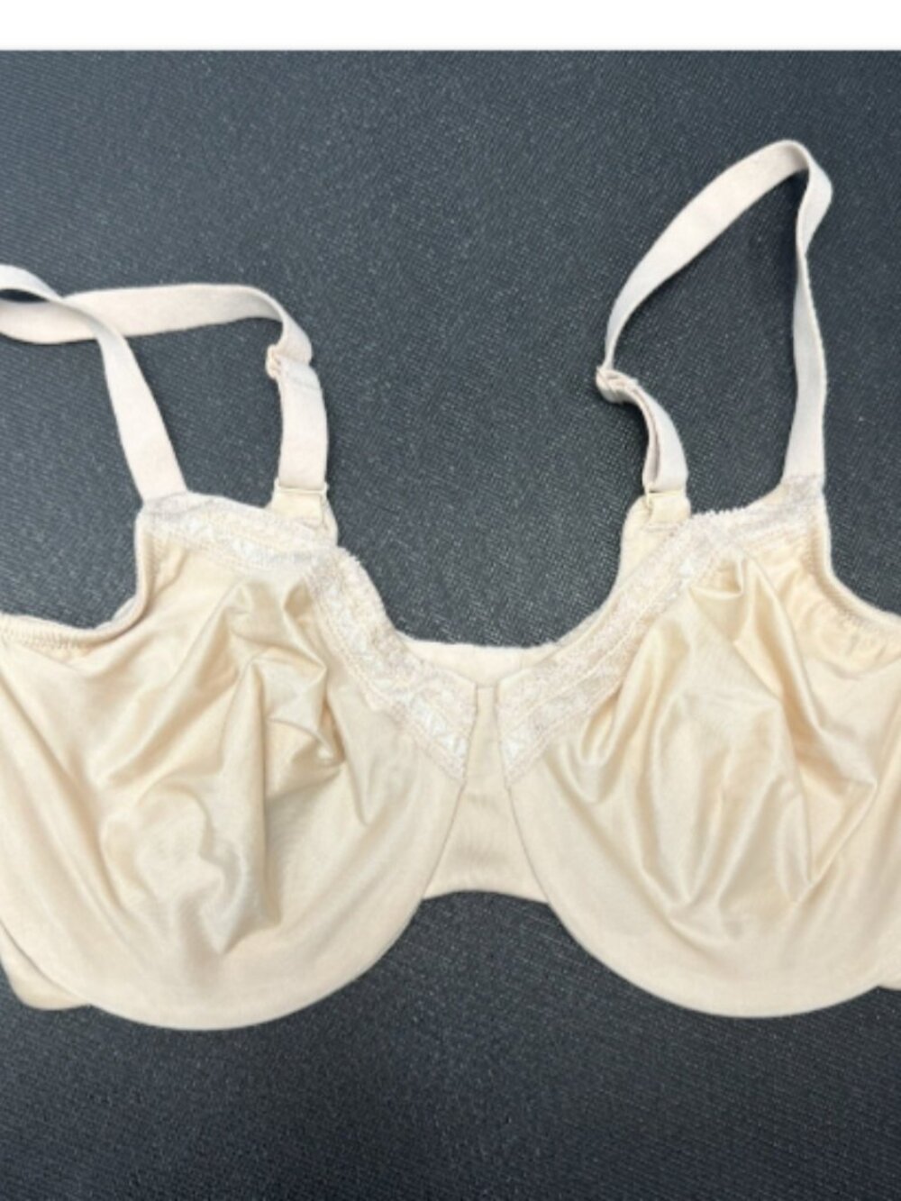 Wacoal Women's Underwire Beige Bra Size 36DD 3667